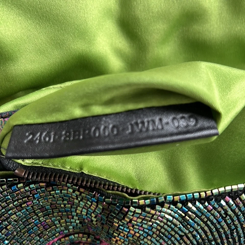 Unique FENDI beaded embroidery baguette bag - Picture 5 of 9